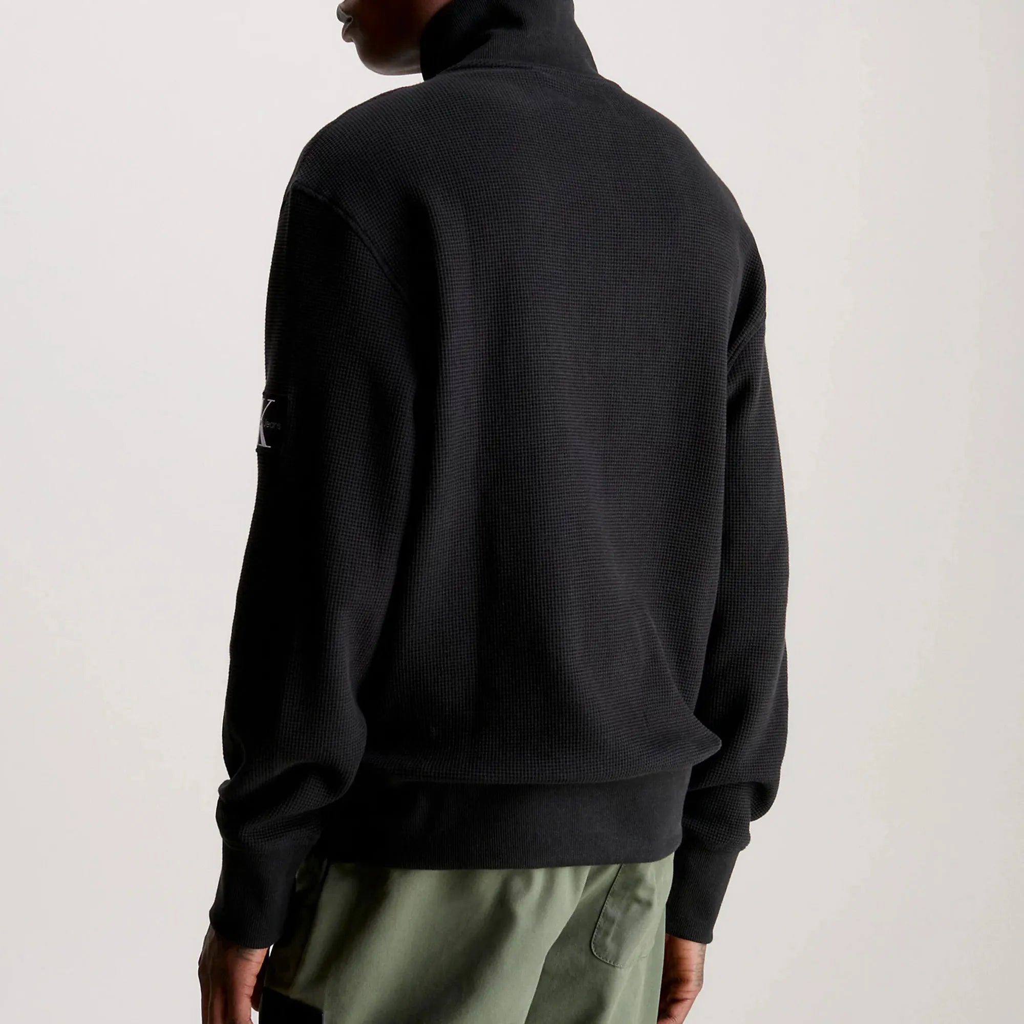 Calvin Klein Bluză Badge Waffle Half Zip Black