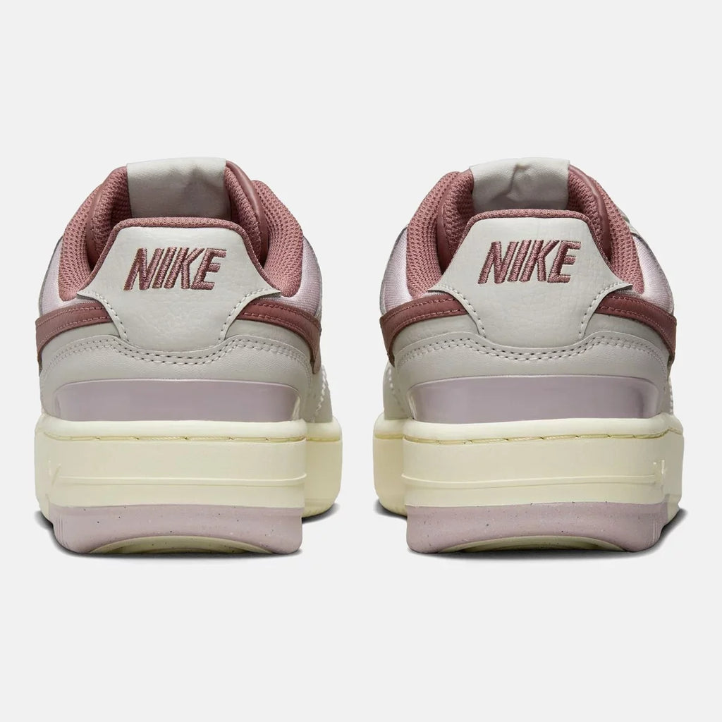 Nike DK. Gri Nike Gamma Force